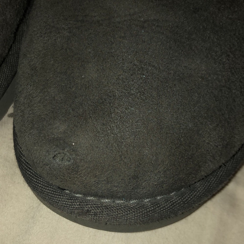 🚫SOLD🚫Classic Short UGGs - Picture 14 of 17